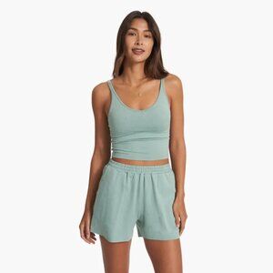 Vuori Halo Performance Crop and Boyfriend Short in Celery Heather